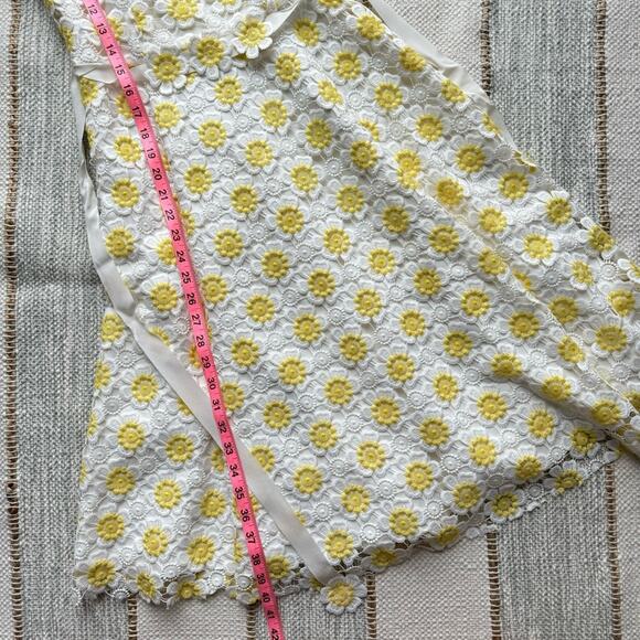 Alex Marie White Yellow Floral Shirt Sleeves Midi Dress Women’s Size 2 - Picture 5 of 9